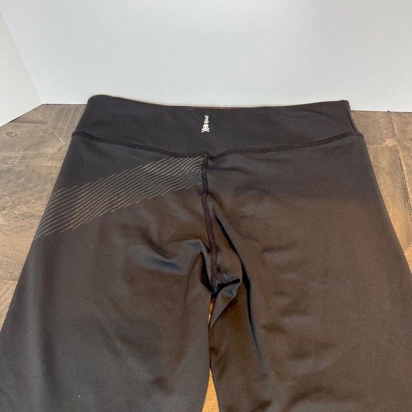 LILYBOD WOMEN’S SOULCYCLE BLACK COLOR WHITE STRIPES HIGH WAIST LEGGINGS SIZE M . - Picture 8 of 11